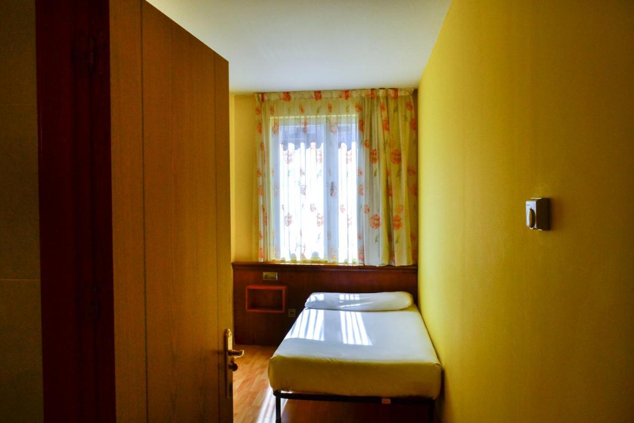 Alda Via De La Plata Rooms Ла-Баньеса Экстерьер фото